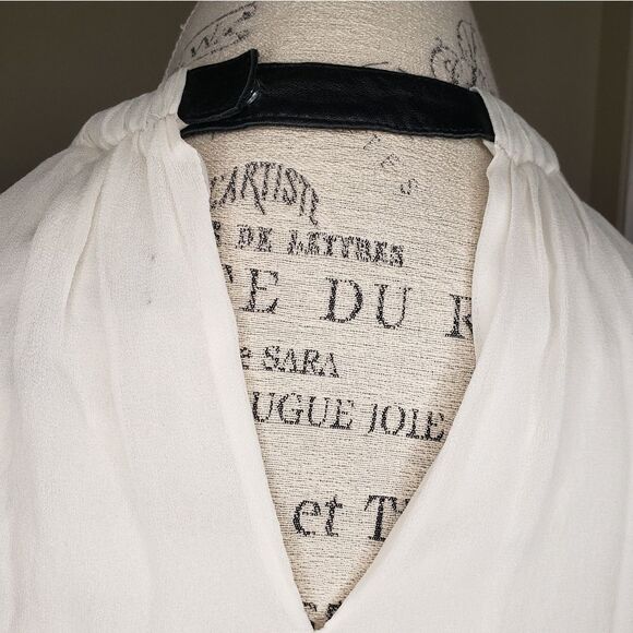 Elizabeth & James silk top - Picture 6 of 12